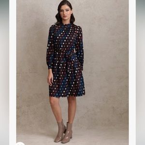 Women's Long Sleeve Back Cut Out Mini Dress
Polyester